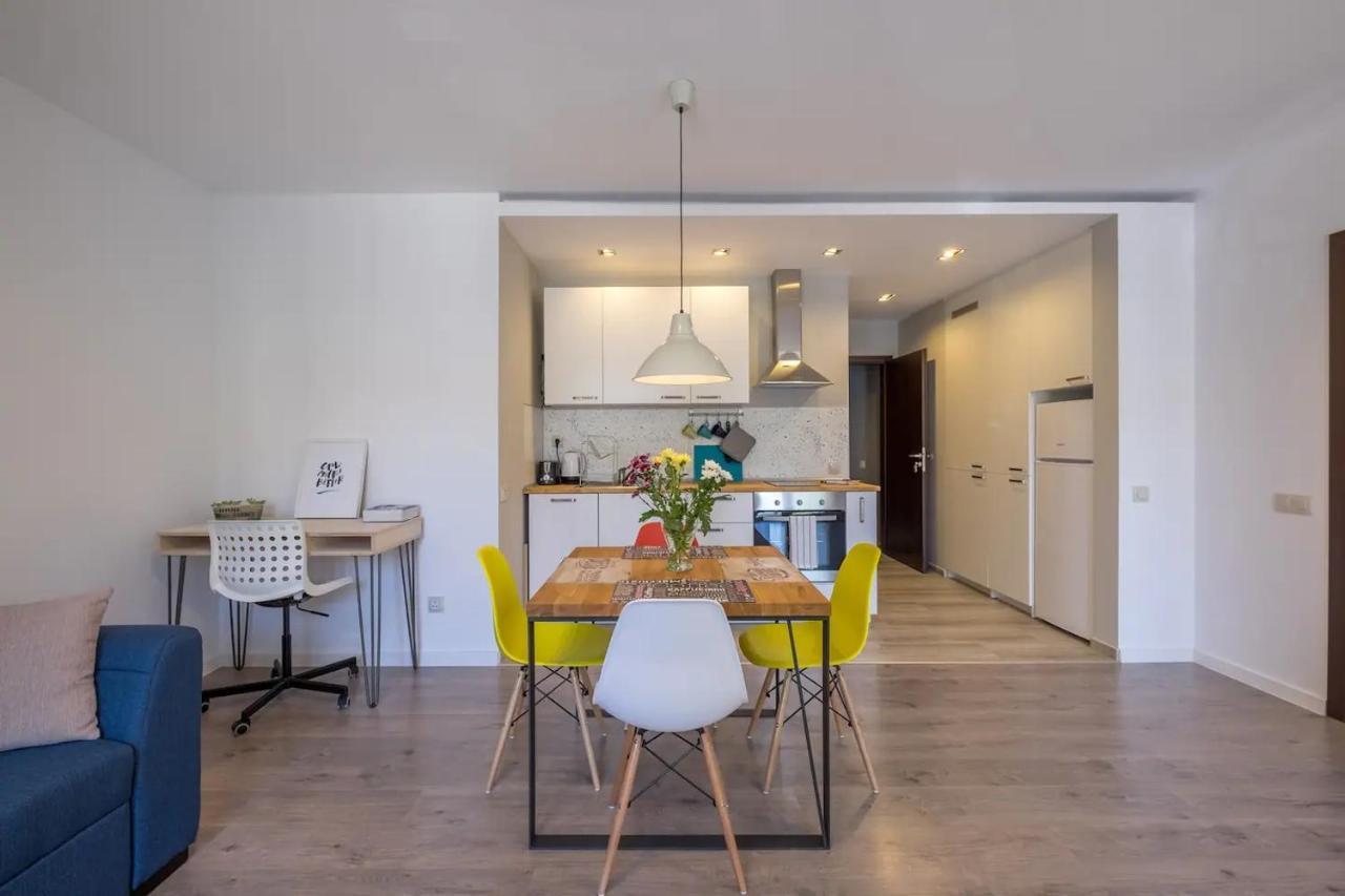Quiet & Airy Modern Apt. Top Centre Free Parking Sofia Exterior foto